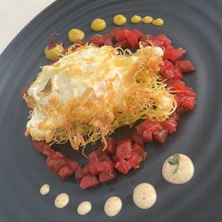 Tartar de atún trufado