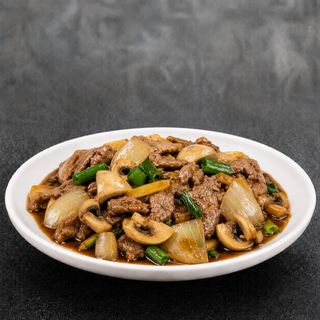 Ternera Con Champiñones