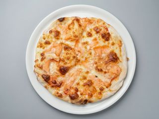 Pizza Al Salmone (30 cm.)