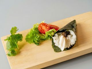 35. Temaki Pez Mantequilla (1 Ud.)