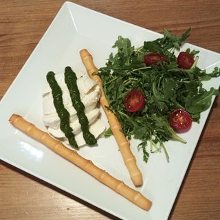 Insalata Caprese