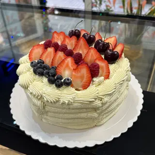 Tarta de frutos rojos ( entera)