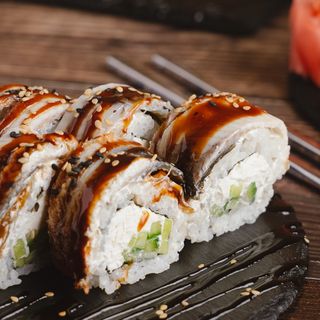 Sushi Rollo Dragón Negro. 8 Unidades