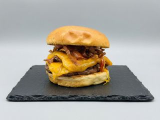 DRY AGED BACON&CHEESE BURGER