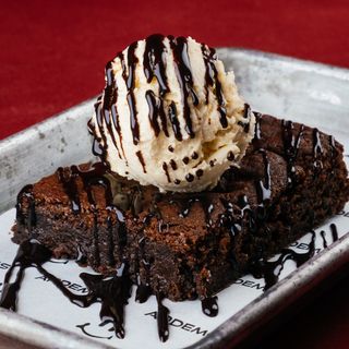 BROWNIE