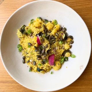 Couscous con verduritas y piña.