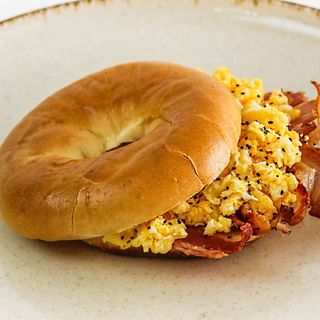 Huevos revueltos con Bacon Especial