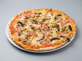 Pizza 4 Estaciones (33 Cm.)