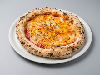 Pizza Cuatro Quesos
