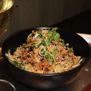 Pollo Sichuan Noodles