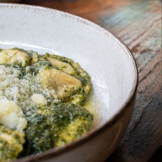 Menu 3 - Pasta Rellena + Salsa + Bebida + Postre