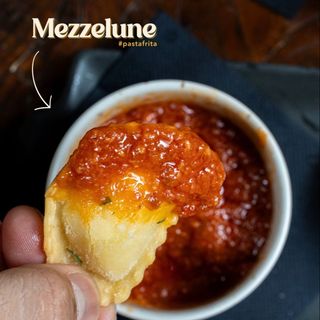 Mezzelune Trufa y parmesano