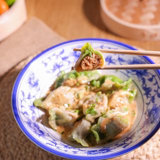8. Sesame Dumplings ( 10 uds.)