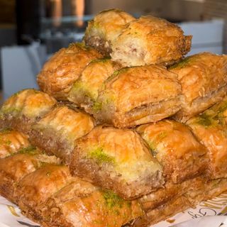 CAJA DE BAKLAVA