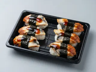 40. Sushi de anguila (6 uds.)