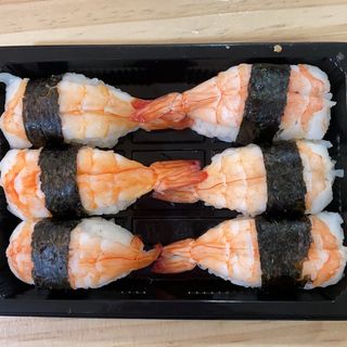 42. Sushi de gambas (6 uds.)