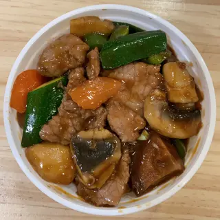 55A. Chop suey de pollo