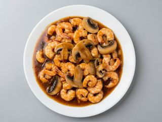 61. Gambas champiñones
