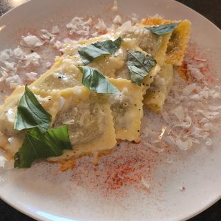 Ravioli Ricotta e Spinaci