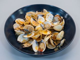 Almejas a la marinera