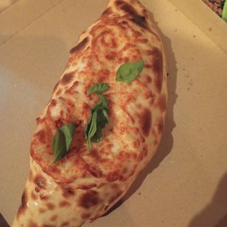 Pizza Calzone (Mediana)