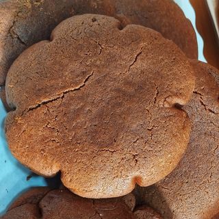 Catalina, paledonia ó cuca (2 piezas) 