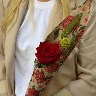 Rosa Sant Jordi - cucurucho floral
