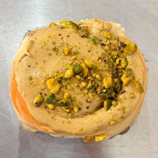 Cinnamon roll de pistacho