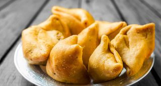 Samosa Empanadilla De Carne (2 Uds.)