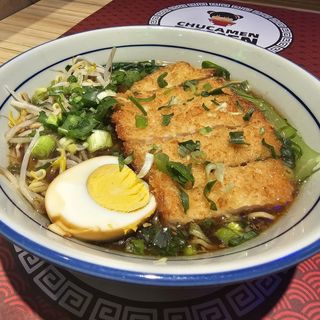 Ramen de pollo con salsa misso
