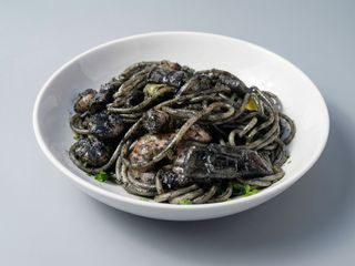 10. Espaguetis Negros