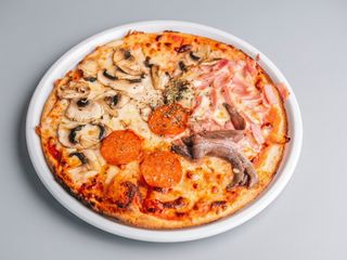 21. Pizza 4 Stagioni