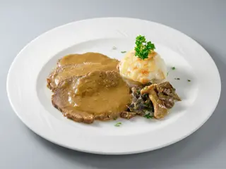 Fricandó De Ternera En Salsa