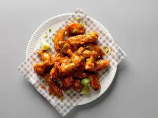 Alitas De Pollo Hot Naga (8 uds.)