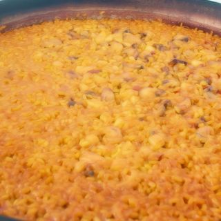 Arroz A Banda Con Caldo De Morralla (2 raciones)