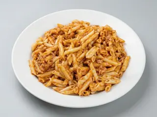 Macarrons a la bolonyesa 350g.