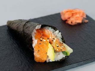 Temaki De Salmón (1 Ud.)