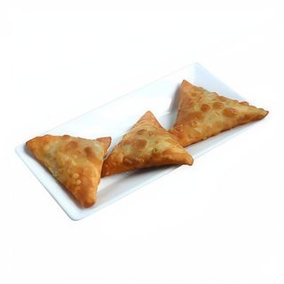 Samosa Frito De Pollo Y Curry
