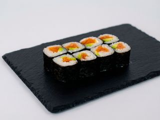 M4.       Maki De Aguacate (8 Uds.)