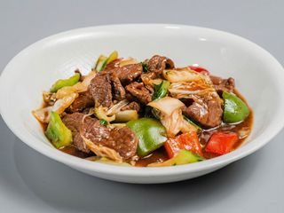 TERNERA CURRY ROJO THAI