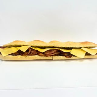 Bocadillo De Bacon Y Queso