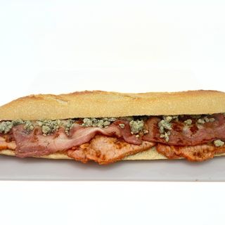 Bocadillo Especial de Lomo