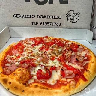 Pizza Especial Extremeña (Mediana)