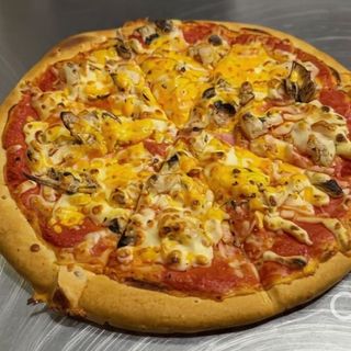 Pizza Especial Solomillo Al Roqueforf (Mediana)