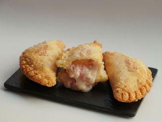 Empanada De 4 Quesos