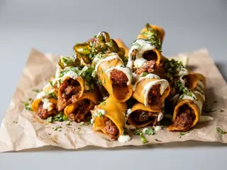 ANTOJITOS