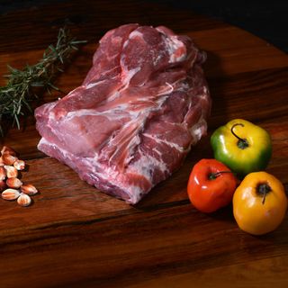Aguja entera Deshuesada de Cerdo- 1 kg