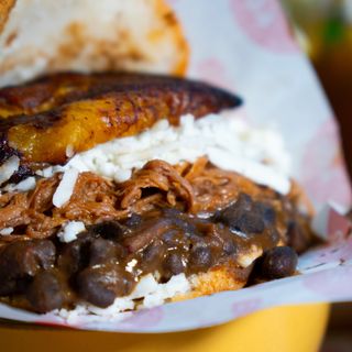AREPA DE PABELLÓN