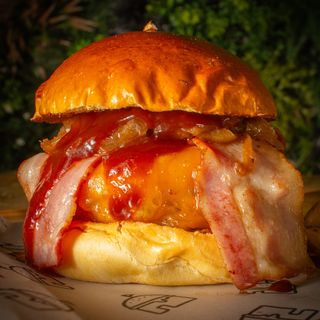 Hamburguesa Clásica Wild West Grande (180G.)