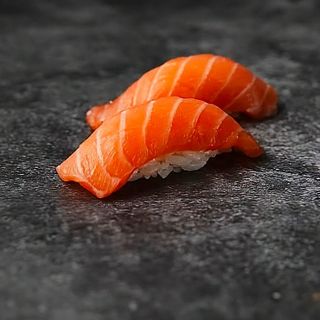 Nigiri Salmón (3uds)